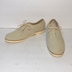 NEW/OLD STOCK “DUNES” MENS CANVAS LACEUPS